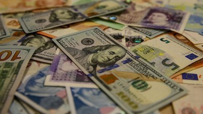 Dolar/TL'de yatay seyir