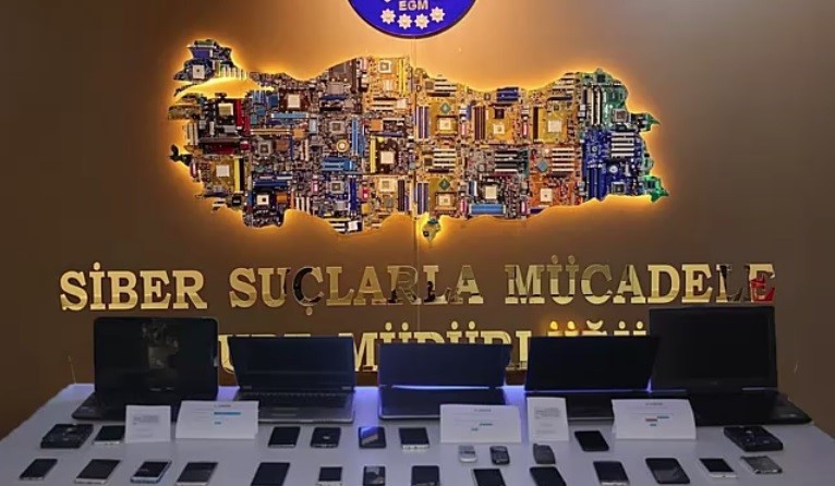 'Evde ek iş' çetesi çökertildi! 100 milyon TL'lik dev vurgun - Resim : 1